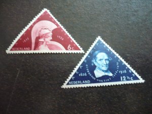 Stamps - Netherlands - Scott# 204-205 - Mint Hinged Set of 2 Stamps