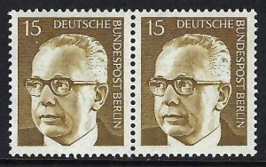 Germany Berlin 9N286A MNH PAIR N538-1