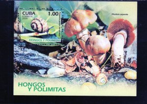 CUBA #4556  2005  SNAILS AND MUSHROOMS  MINT VF NH  O.G  S/S