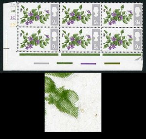 Spec W117b 1967 9d Flowers with Notch in leaf Variety Cyl Block of 6 U/M