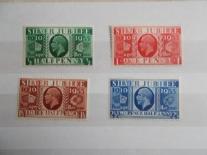 GB GV 1935 Silver Jubilee Set of 4 Superb L/M/M (SG 453-456) Cat £11 GREAT PRICE