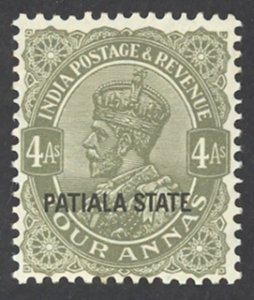 India Patiala Sc# 68 MH (c) 1928-1934 4a overprint King George V