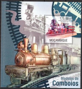 Mozambique 2013 Old Trains Locomotives S/S MNH