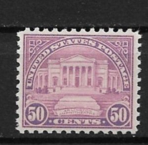 1931 Sc701 50¢ Arlington Amphitheater MH