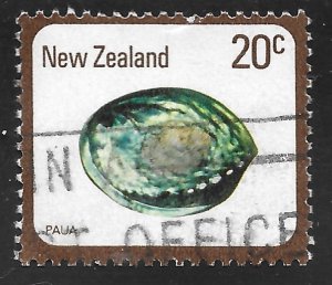 New Zealand #674 20c Sea Shells - Paua (Haliotis Iris)