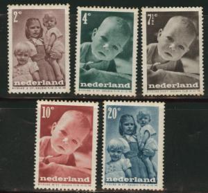 Netherlands Scott B175-179 MH* 1947 semi-postal set toned 