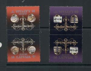 Latvia #379a-80a (1994 Europa issue tete-beche pair) VFMNH CV $8.75