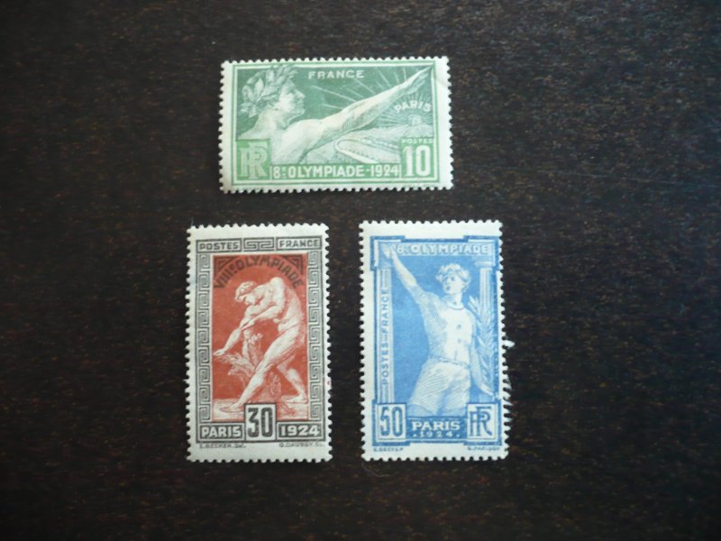 Stamps - France - Scott# 198,200,201 - Mint Hinged Part Set of 3 Stamps