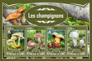 Guinea - 2017 Mushrooms - 4 Stamp Sheet - GU17320a