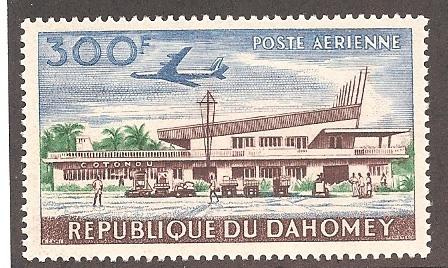 Dahomey C22 Mint VF LH