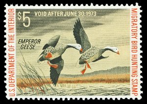 Scott RW39 $5.00 Duck Hunting Mint F-VF NH Cat $30