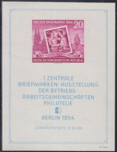GERMANY DDR Sc #526a S/S MNH of COLOGNE CATHEDRAL