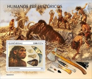 Guinea-Bissau - 2022 Prehistoric Humans - Stamp Souvenir Sheet - GB220301b1