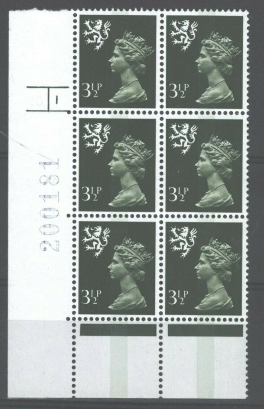 GB Scotland 3½p centre band Regional cylinder 1 no dot p20 block MNH - fine [r 