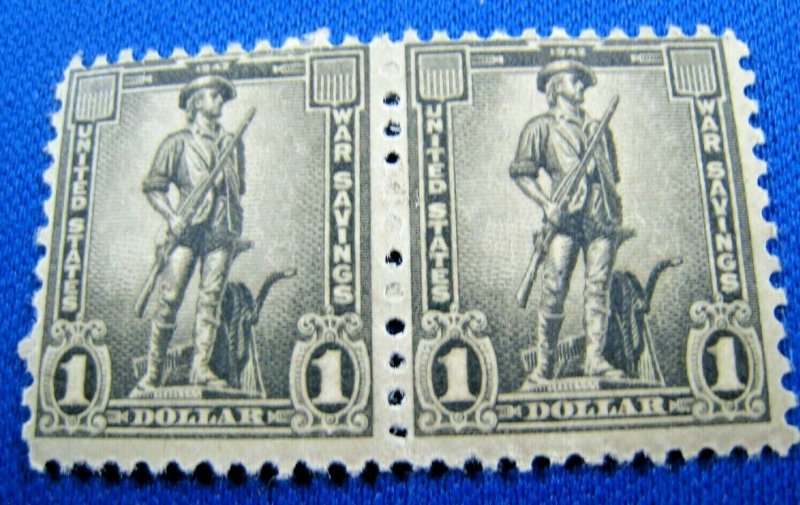 UNITED STATES -1942 - SCOTT # WS10 PAIR    MNH   (stp72)