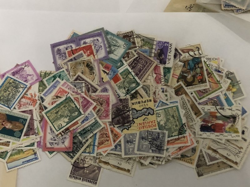 W.W. Stamps In Glassine’s Some Old US Revenue + Lots Of Other Countries