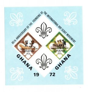 Ghana 1972 - Boy Scout Anniversary - Souvenir Stamp Sheet of 2 Scott #465 - MNH