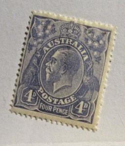 AUSTRALIA  Sc #33 * MH, fine postage stamp,
