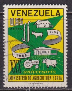Venezuela (1966) #C918 (2) used