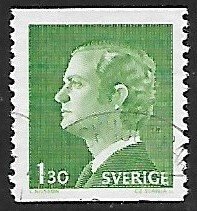 Sweden # 1072 - King Carl XVI - used.....{KR9}