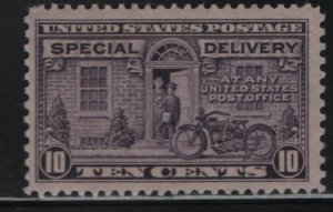 US  E15  MINT HINGED   SPECIAL DELIVERY ISSUE  1927