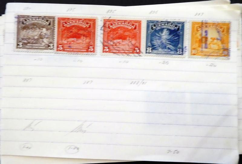 EDW1949SELL : SALVADOR Nice group of Mint & Used on Old Time approval pages.