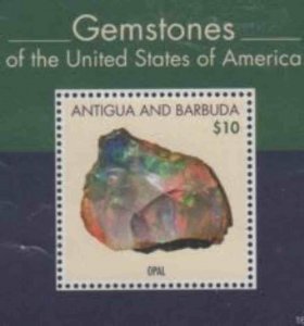 ANTIGUA #3311 2015 GEMSTONE OVPRT MINT VF NH O.G S/S