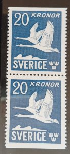 Sweden 1953 Flying Swans BB-pair. MNH