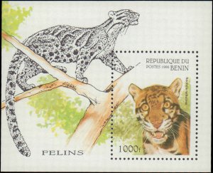 Benin #849, Complete Set, Souvenir Sheet, 1996, Big Cats, Never Hinged