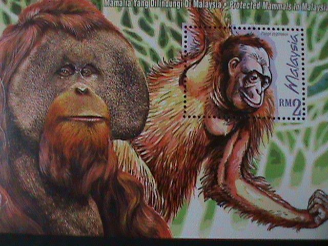 ​MALAYSIA-  PROTACTED MMMALS ANIMALS-GORILLAS MNH -S/S-VERY FINE-LAST ONE