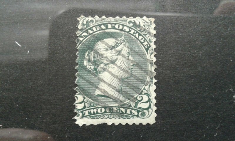 Canada #24 used short perf e1912.6060