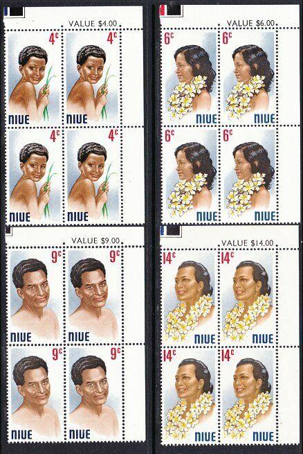 NIUE 1971 Portraits set blocks of 4 MNH....................................57567