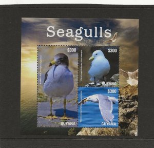 thematic birds. Guyana 2014 Seagulls sheet of 3 values    MNH