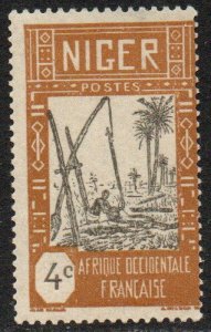 Niger Sc #32 Mint Hinged