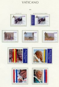 VATICAN CITY YEAR COLLECTION 2004  MINT NEVER HINGED  MOUNTED ON ALBUM PAGES