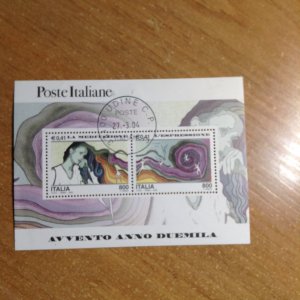 Italy  # 2366  used