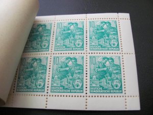 GERMANY DDR 1950S MNH BOOKLET  XF  (100)