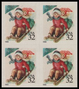 US 3013 Holiday Children Sledding 32c block 4 ATM MNH 1995