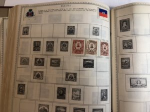 The New World Wide Postage Stamp Album Lots Of Old Stamps