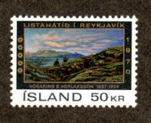 Iceland # 424 Mint!