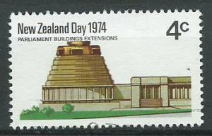 New Zealand SG 1046  Parliament Buildings  Fine Used