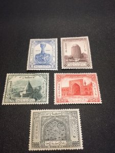 Iran stamp B17-21 mint hinged