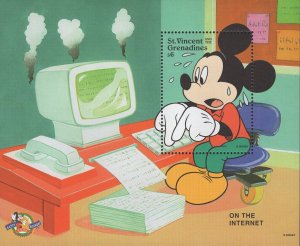 St. Vincent Mickey On The Internet Computer Souvenir Sheet Mint NH 