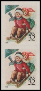 US 3013 Holiday Children Sledding 32c vert pair ATM MNH 1995