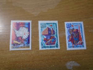 Russia  #  4897-99    MNH