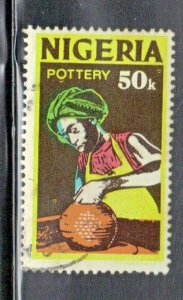 NIGERIA SCOTT# 305 **USED** 1973-74 POTTERY SEE SCAN