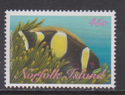SG669 Norfolk Island Reef Fish MNH