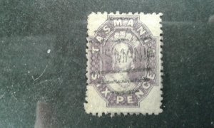 Tasmania #32 used perf 11.5 dl redish violet e204 8197