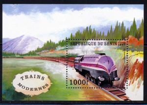 BENIN 1997 STEAM  LOCOMOTIVE TRAIN SOUVENIR SHEET SCOTT 965