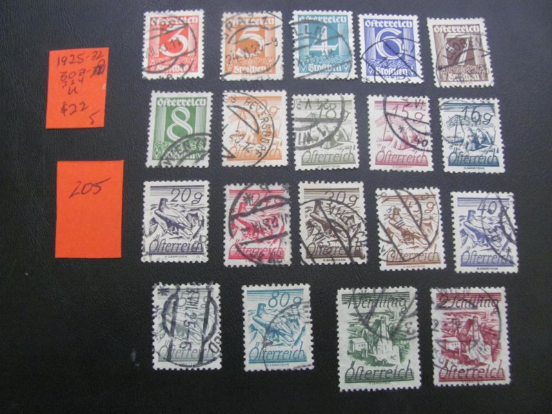 AUSTRIA 1925-32 USED SC 303-324 SET  XF $22 (205)